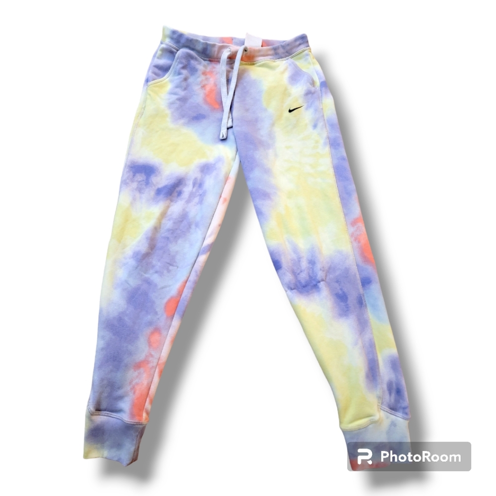 Nike women's sweatpants